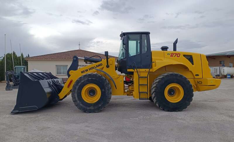 NEW HOLLAND W270