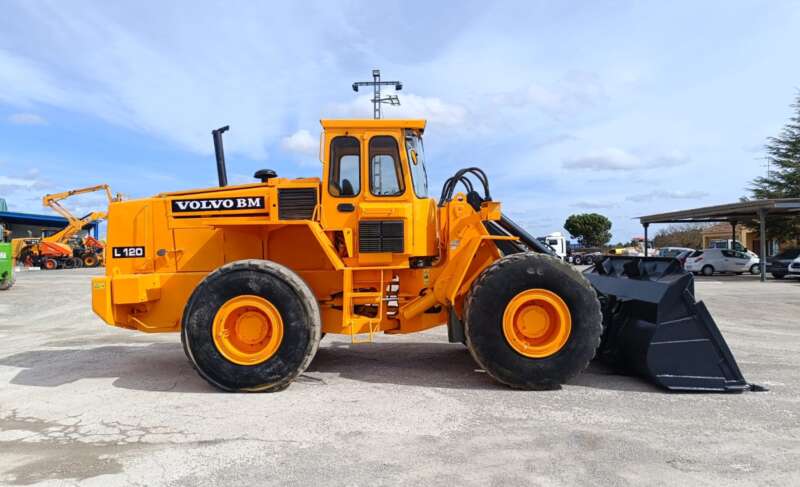 VOLVO BM L120