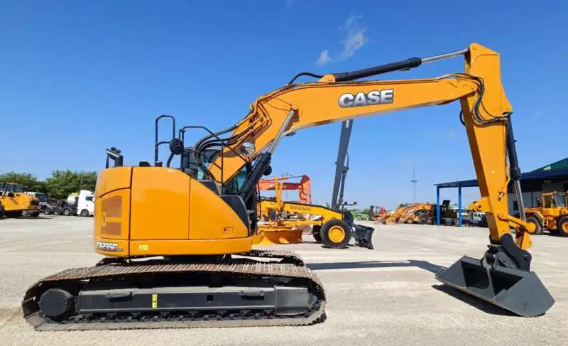 CASE CX235